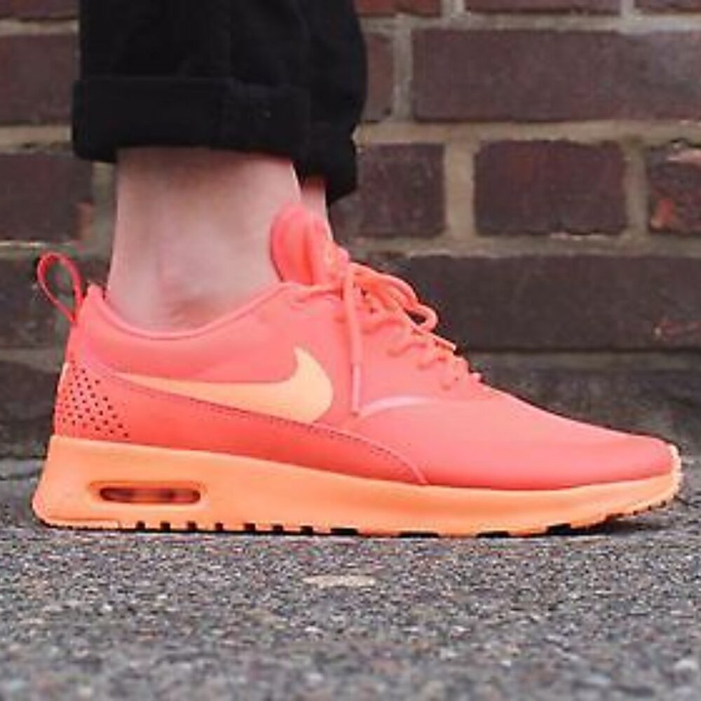 Nike Women's Orange Air Max Thea 599409-801 Mesh Athletic Training Shoes Size 8